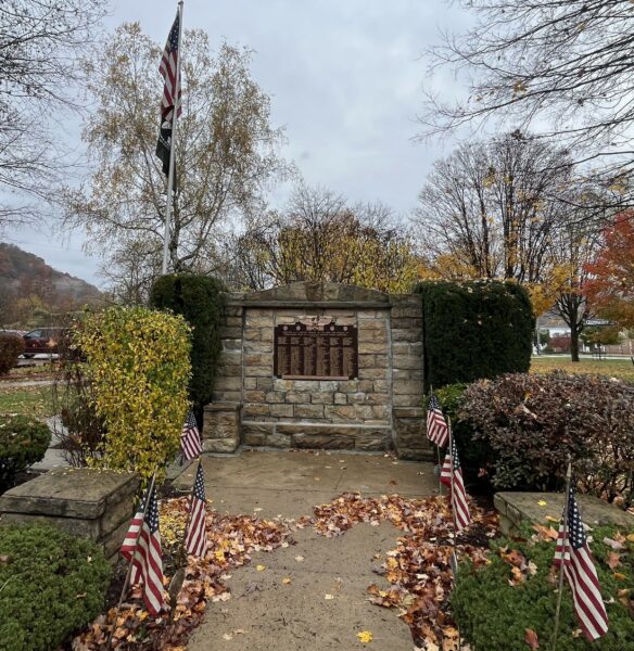CONFLUENCE WORLD WARS MEMORIAL