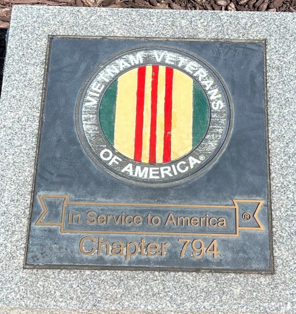 FLORISSANT VIETNAM MEMORIAL OBELISK PLAQUE B