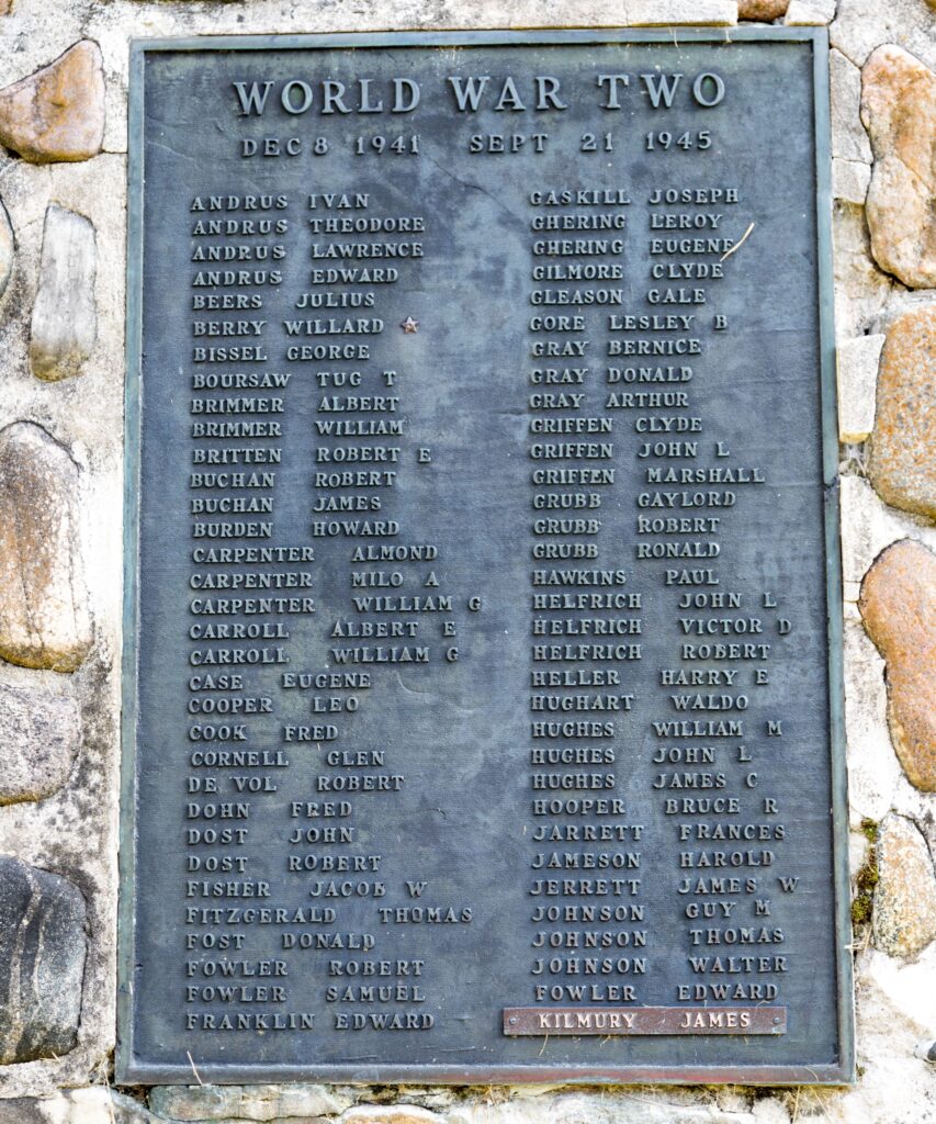 PENINSULA TOWN WORLD WARS VETERANS MEMORIAL PLAQUE D
