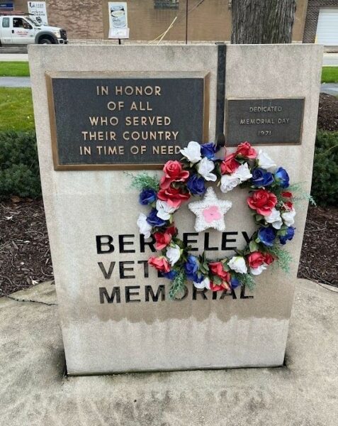 BERKELEY VETERANS MEMORIAL CLOSE-UP