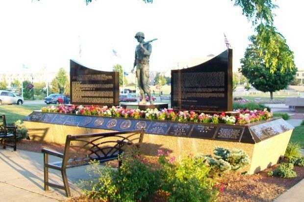 KENOSHA CITY AND COUNTY VETERANS MEMORIAL