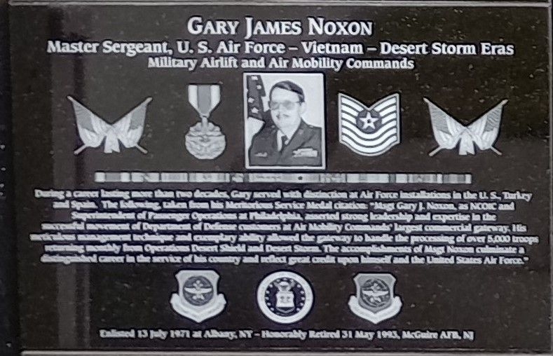GARY JAMES NOXON WAR MEMORIAL PLAQUE