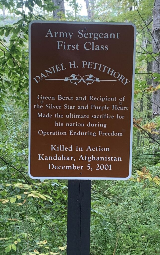 ARMY SERGEANT FIRST CLASS DANIEL H. PETITHORY WAR MEMORIAL MARKER