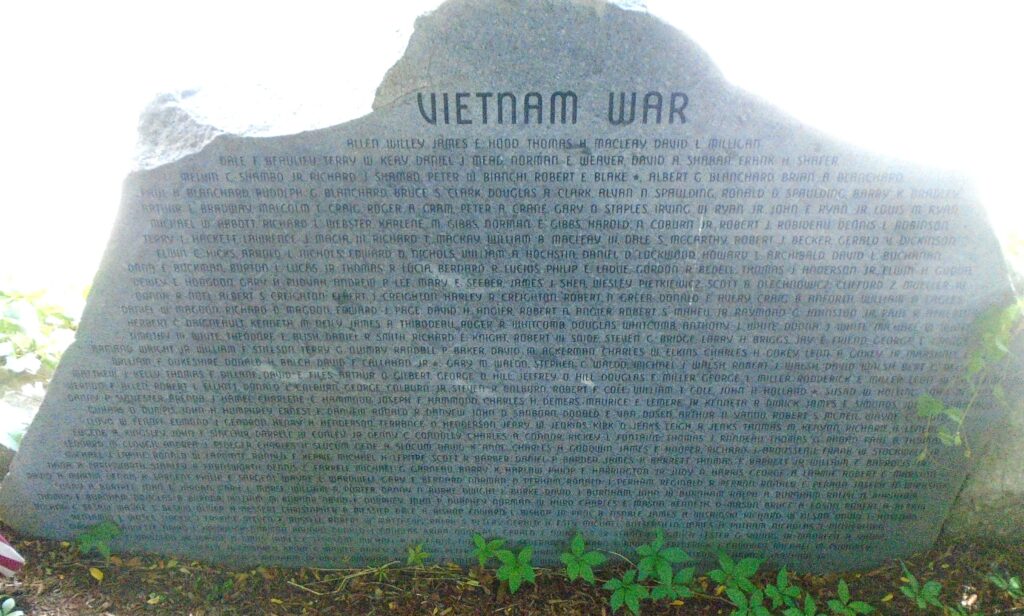 WINDSOR VIETNAM WAR MEMORIAL STONE