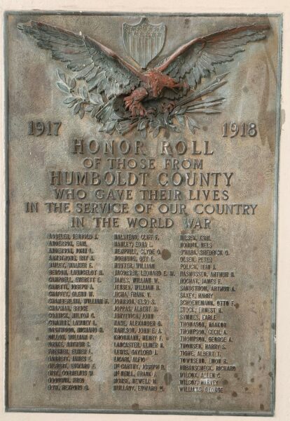 HUMBOLDT COUNTY WORLD WAR HONOR ROLL MEMORIAL PLAQUE