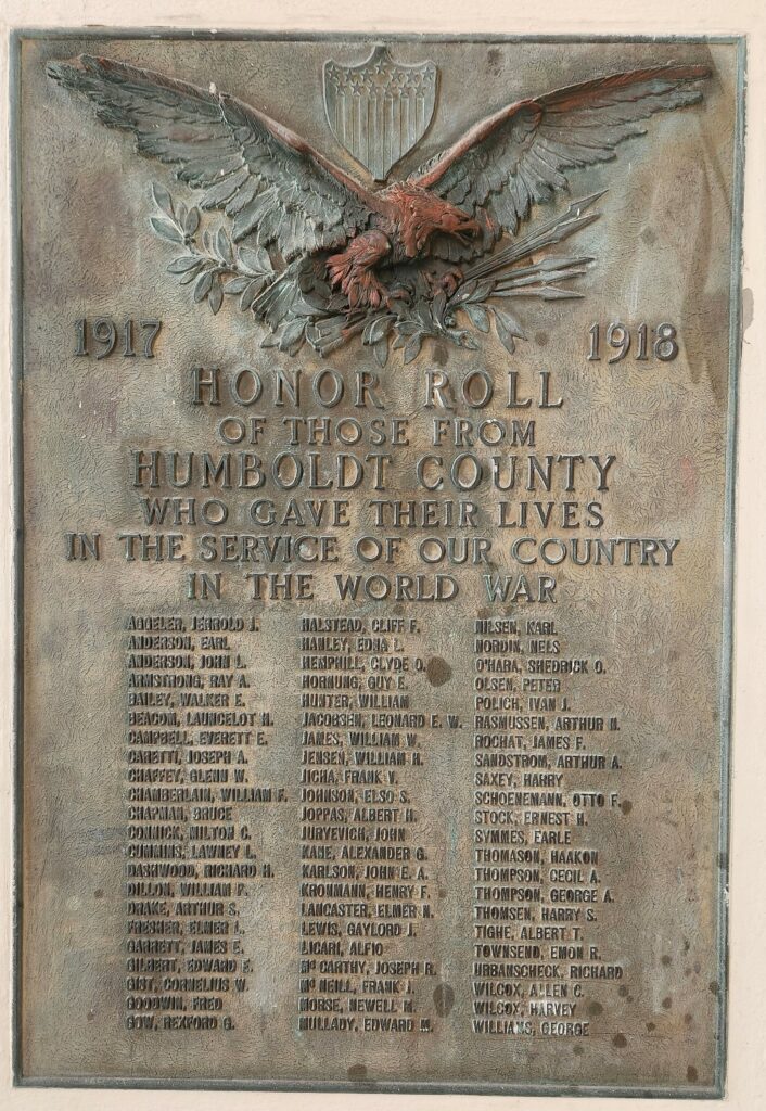 HUMBOLDT COUNTY WORLD WAR HONOR ROLL MEMORIAL PLAQUE