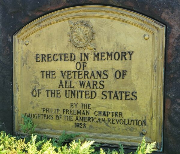 DAR VETERANS OF ALL WARS MEMORIAL PLAQUE