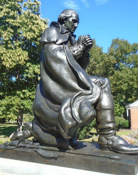GEORGE WASHINGTON IN PRAYER MEMORIAL STATUE