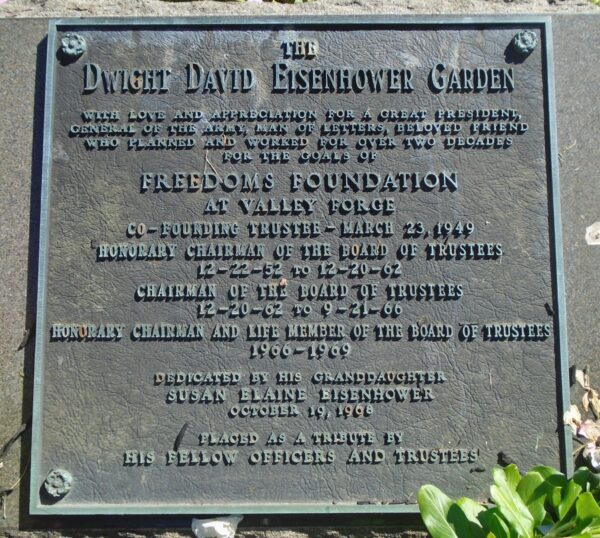 THE DWIGHT DAVID EISENHOWER GARDEN MEMORIAL PLAQUE