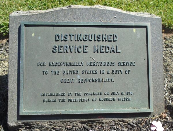 DISTINGUISHED SERVICE MEDAL MEMORIAL STONE