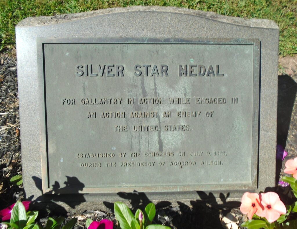 SILVER STAR MEDAL MEMORIAL