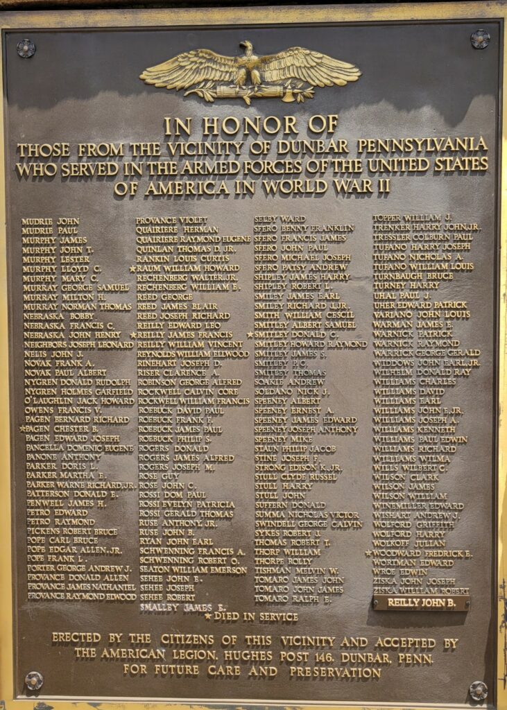 IN HONOR OF THOSE WHO SERVE FOR GOD AND COUNTRY MEMORIAL PLAQUE C