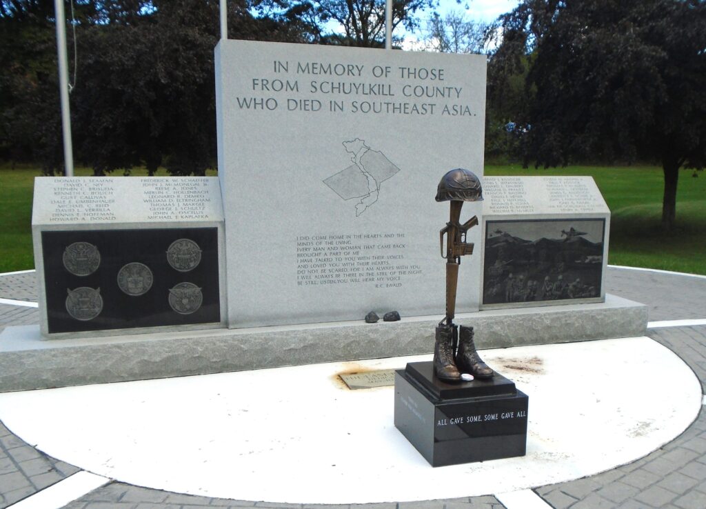 SCHUYLKILL COUNTY SOUTHEAST ASIA WAR MEMORIAL FRONT
