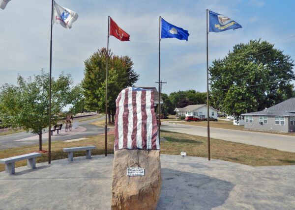 WINNESHIEK COUNTY FREEDOM ROCK MEMORIAL SIDE B