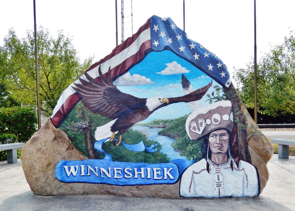 WINNESHIEK COUNTY FREEDOM ROCK MEMORIAL SIDE A