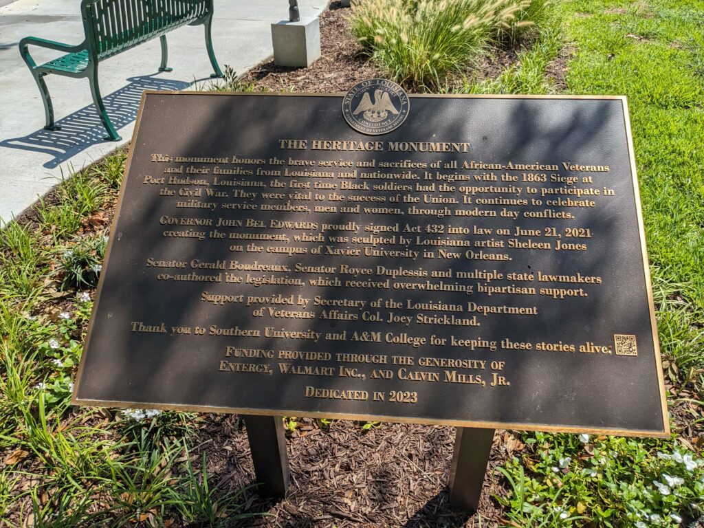 THE HERITAGE MONUMENT PLAQUE