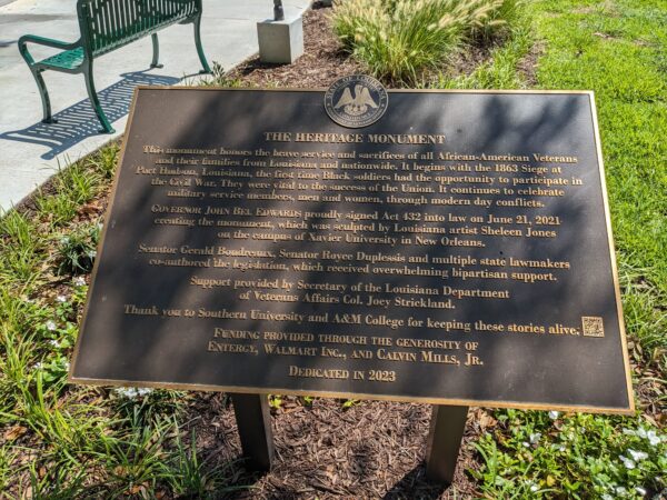 THE HERITAGE MONUMENT PLAQUE