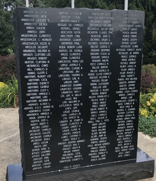 WALNUT WAR VETERANS MEMORIAL STONE D