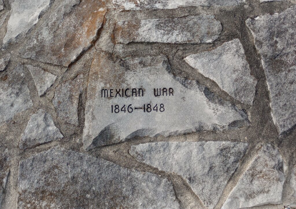 CRAWFORD COUNTY PATRIOTS MEMORIAL CANNON STONE G