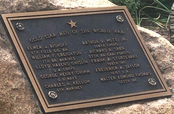GOLD STAR MEN OF THE WORLD WAR MEMORIAL PLAQUE A