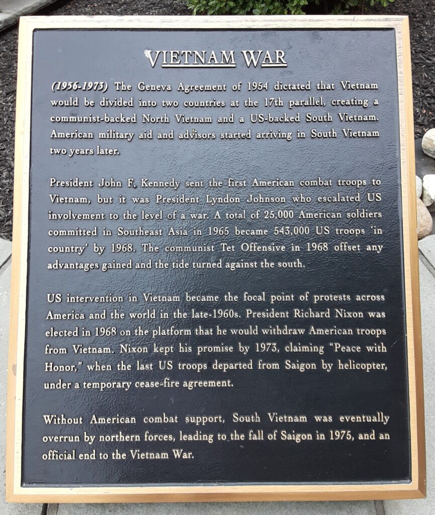 VIETNAM WAR MEMORIAL PLAQUE