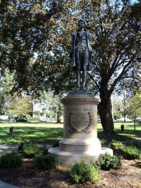 NEW LONDON NATHAN HALE MEMORIAL