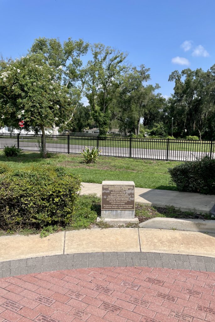 THE VETERANS’ MEMORIAL MONUMENT PARK