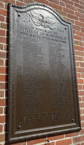 CITIZENS OF NORTHFIELD WORLD WAR MEMORIAL PLAQUE
