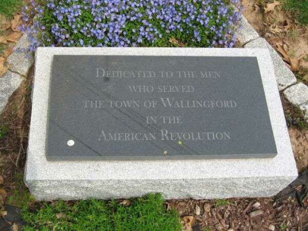 WALLINGFORD REVOLUTIONARY WAR MEMORIAL