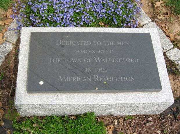 WALLINGFORD REVOLUTIONARY WAR MEMORIAL