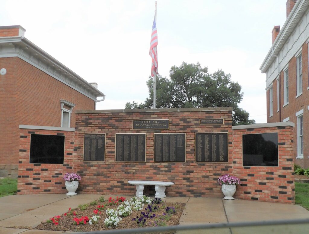 KNOXVILLE HONOR ROLL MEMORIAL