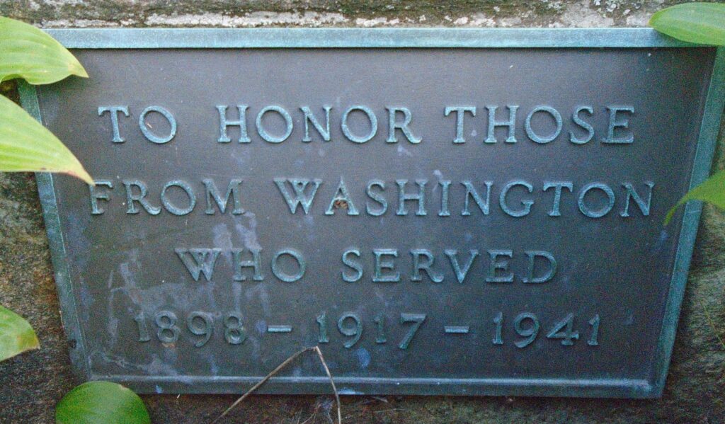 WASHINGTON, NH WHO SERVED 1898-1917-1941 MEMORIAL PLAQUE