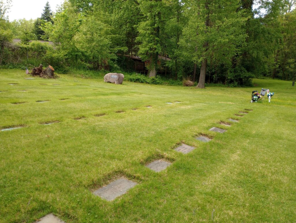 CHESTNUT HILL VETERANS MEMORIAL GARDEN