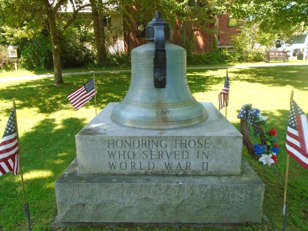 TOWN OF POULTNEY WAR MEMORIAL STONE A