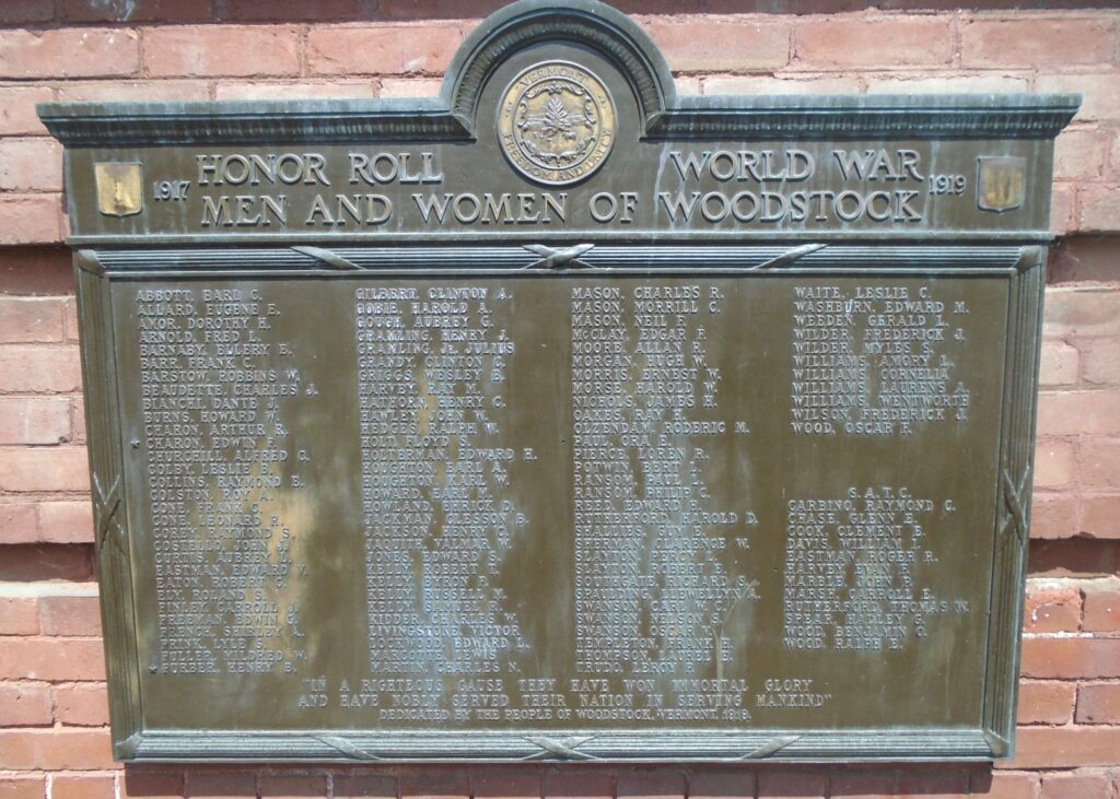 WOODSTOCK, VT WORLD WAR HONOR ROLL MEMORIAL PLAQUE
