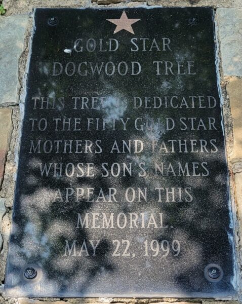 GOLD STAR DOGWOOD TREE MEMORIAL PLAQUE
