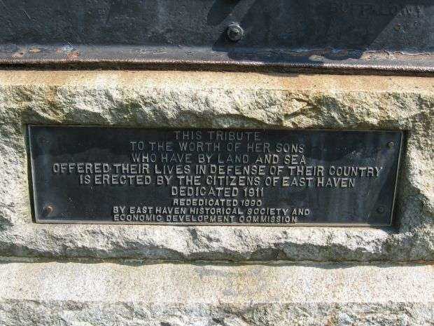 EAST HAVEN VETERANS MEMORIAL CANNON PLAQUE