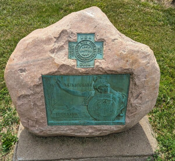 KEOKUK U.S.S. MAINE MEMORIAL