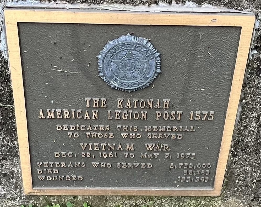 THE KATONAH AMERICAN LEGION POST 1575  VIETNAM WAR MEMORIAL PLAQUE