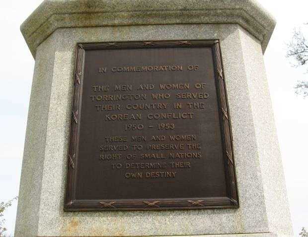 TORRINGTON VETERANS MEMORIAL KOREAN WAR PLAQUE