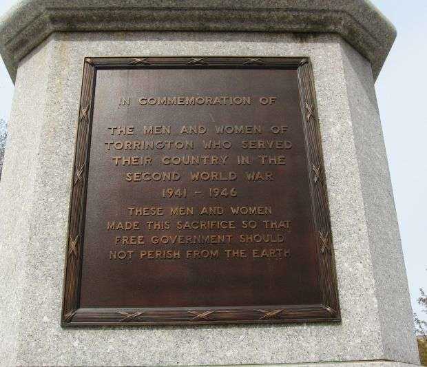 TORRINGTON VETERANS MEMORIAL WORLD WAR II PLAQUE