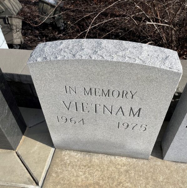 FAIRVIEW HEIGHTS VIETNAM MEMORIAL STONE