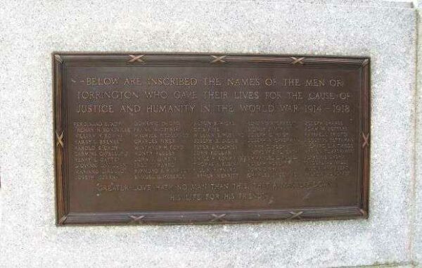 TORRINGTON VETERANS MEMORIAL WORLD WAR I DEAD PLAQUE