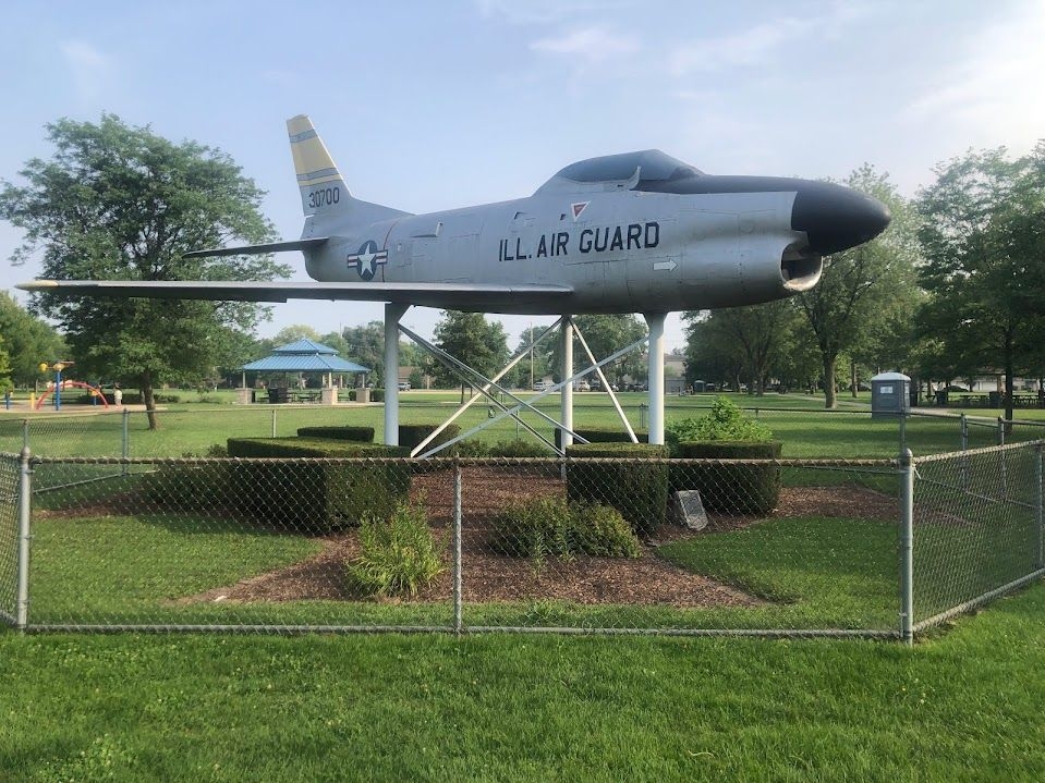 BROOKFIELD F86L SABRE JET WAR MEMORIAL