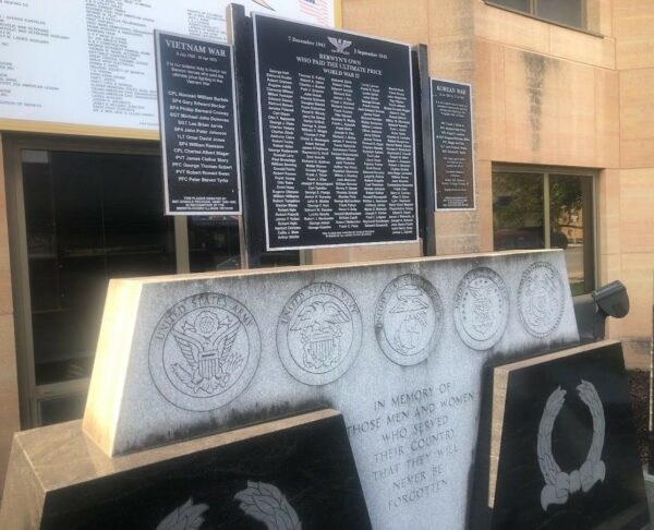 BERWYN WAR VETERANS MEMORIAL