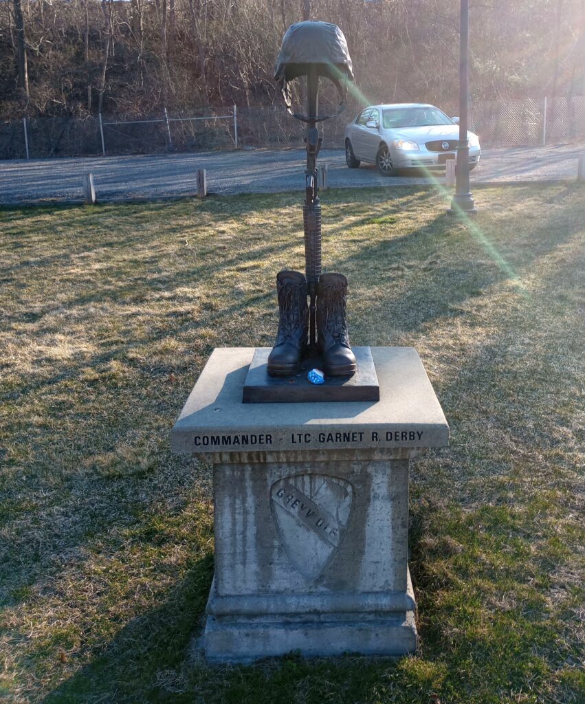 GREYWOLF VETERANS MEMORIAL BATTLEFIELD CROSS C