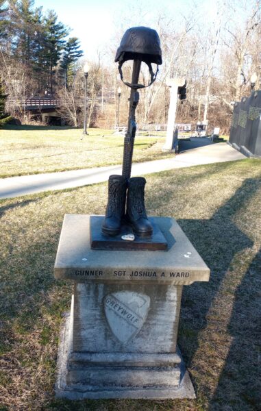 GREYWOLF VETERANS MEMORIAL BATTLEFIELD CROSS B