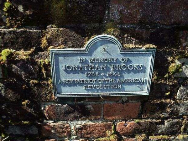 JONATHAN BROOKS WAR MEMORIAL PLAQUE