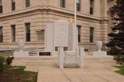 HUNTINGTON COUNTY WAR MEMORIAL