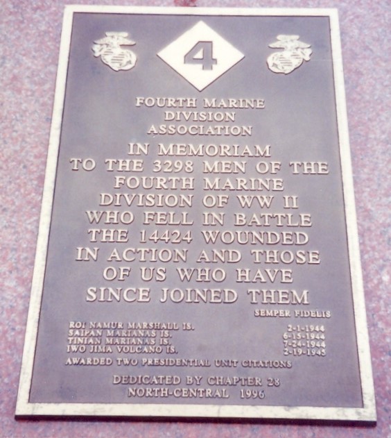 FORT SNELLING NATIONAL CEMETERY FOURTH MARINE DIVISION MEMORIAL